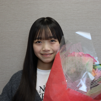 マウスピース矯正終了後の女性写真